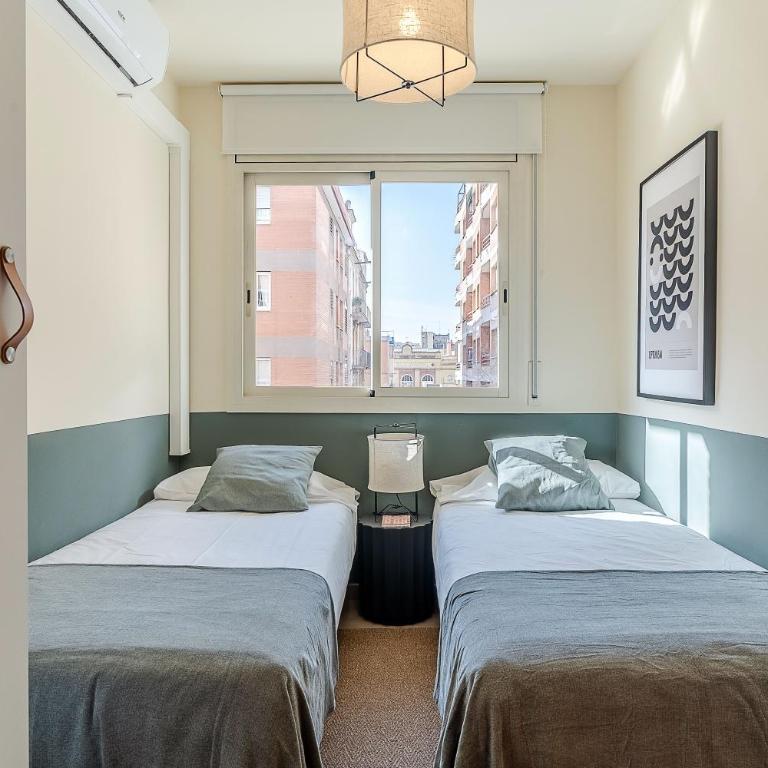 AB Sagrada Familia - Sant Pau - Three-Bedroom Apartment - 13