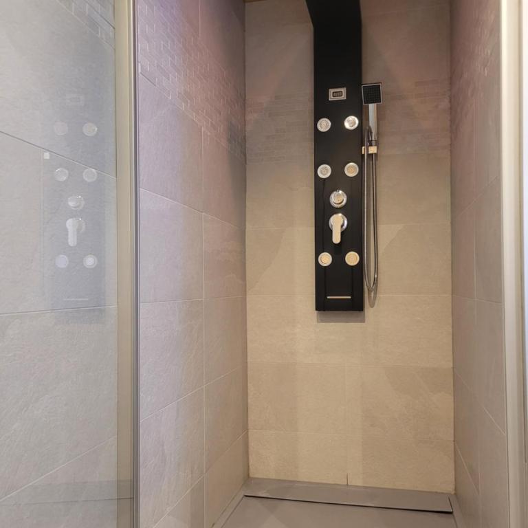 Chalet Lisa B&B - Chambre Double avec Salle de Bains Privative - 1