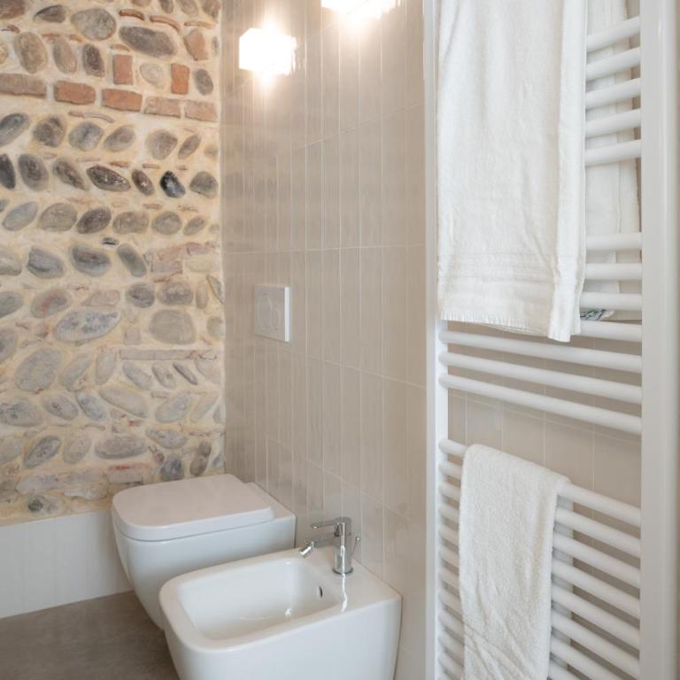 Verona Design - One-Bedroom Apartment - Ground Floor - Separate Building - 7