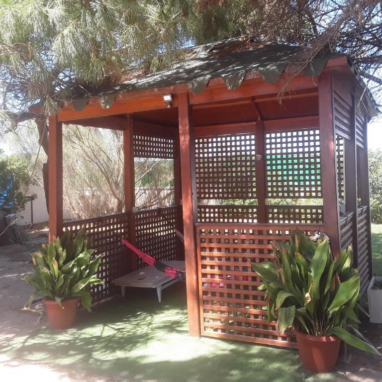En Finca Las Dunas dos Chalets con jacuzzis en primera linea de playa , uno de 4 dormitorios y otro de 2 dormitorios, Llama al Seiscientos veintisiete Cuatrocientos diecisiete Trescientos noventa y ocho - Chalet - 78