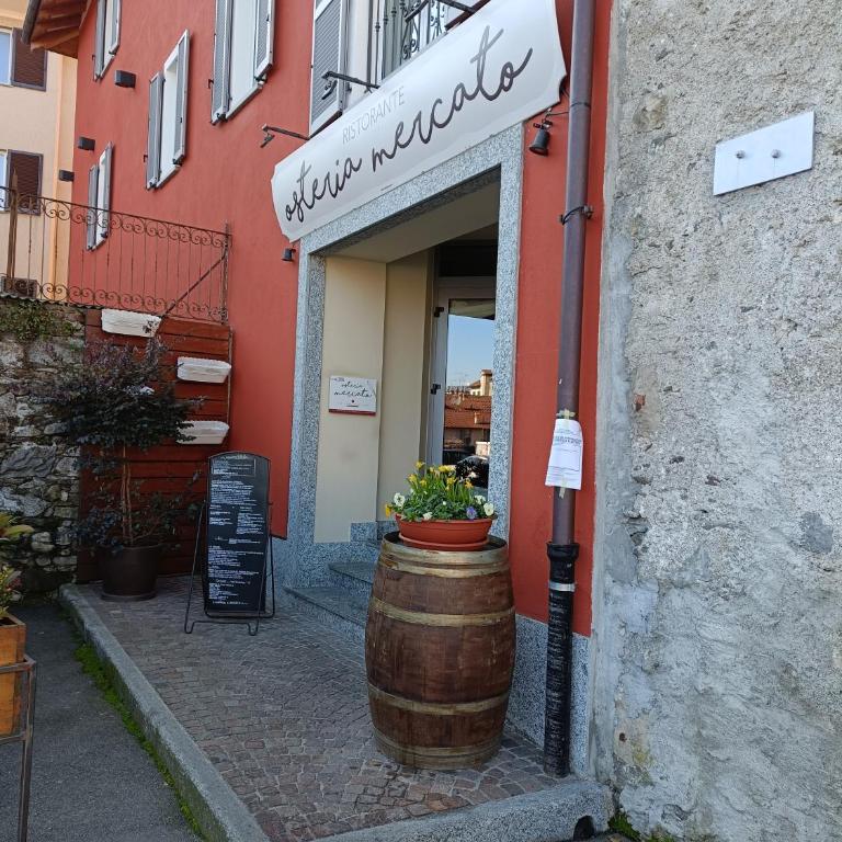 Apartments La Lombarda Centro Storico Stresa - One-Bedroom Family Apartment - 2