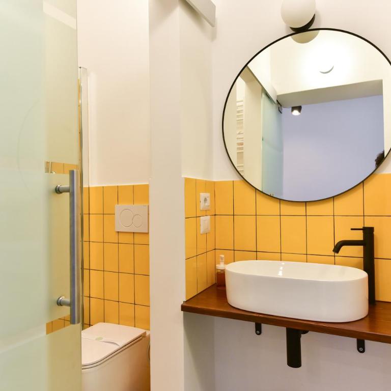 FanfullArt - Camera Matrimoniale con Bagno Privato - 17