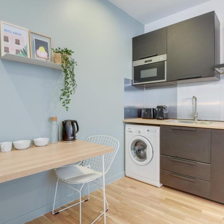 Lille train station: equipped studio - Apartment - 5