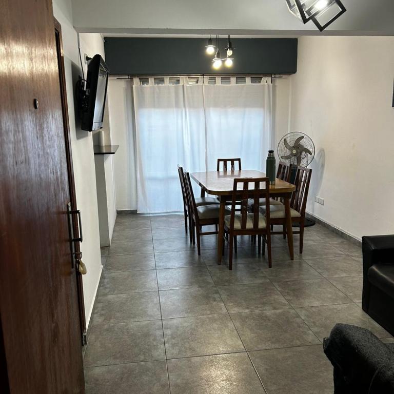 Departamento San Juan 82 - Apartamento de 2 dormitorios - 2