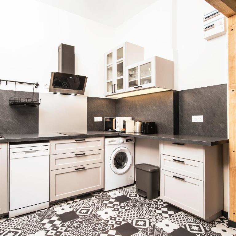 1mn Monaco - Hypercentre - Appartement rénové - BQ - Appartement 1 Chambre - 13