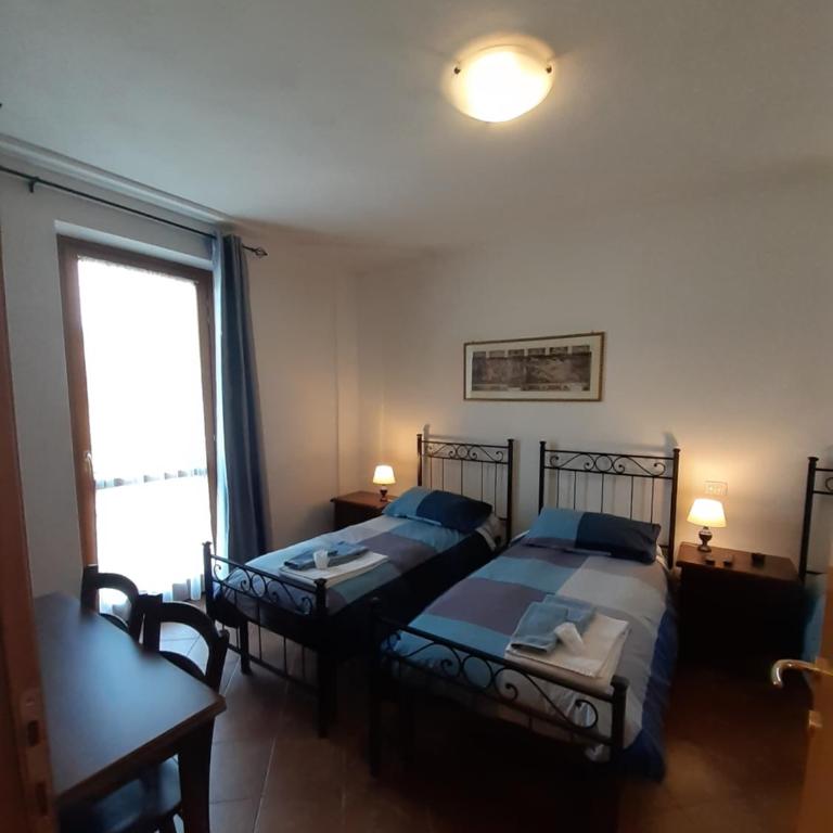 B&B La Verbena - Camera Matrimoniale/Doppia con Letti Singoli con Letto Supplementare - 3