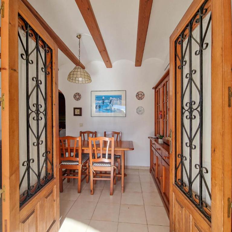 Casa Isabel Moraira by Mandalay Rentals - Three-Bedroom House - 10