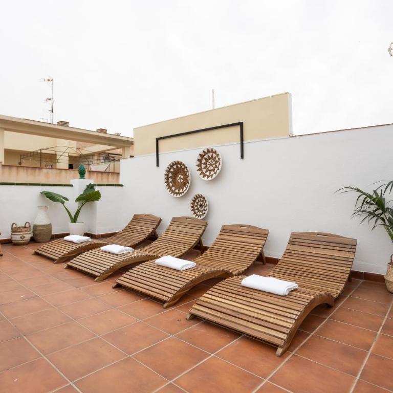 Naim Guest House Nerja - Habitación Doble con balcón - 19