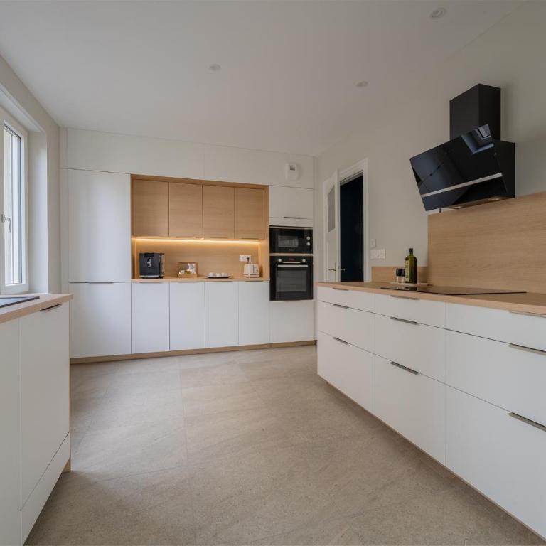 Le cocon d'Emma, appartement climatisé avec jardin et terrasse privé, parking - Two-Bedroom Apartment - 8