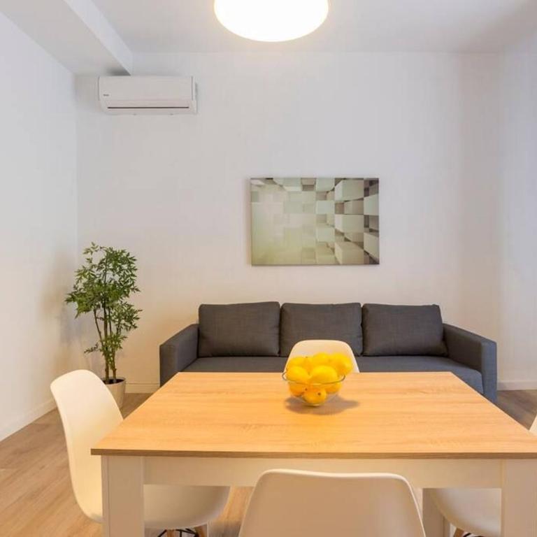 Cathedral Suites - Apartamento con balcón - 11