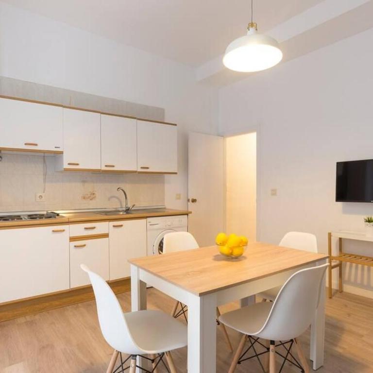 Cathedral Suites - Apartamento con balcón - 15