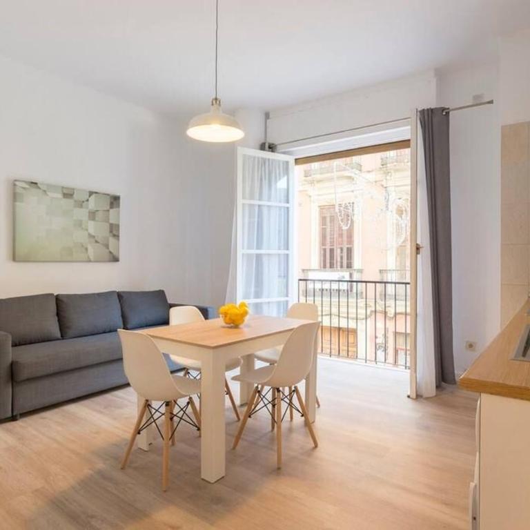 Cathedral Suites - Apartamento con balcón - 31