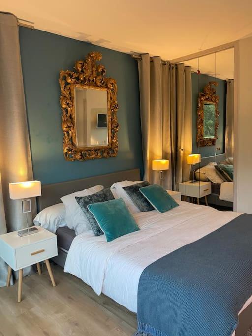 SUPER CANNES FRONT DE MER LUXUEUX VUE UNIQUE - Appartement 2 Chambres - 11