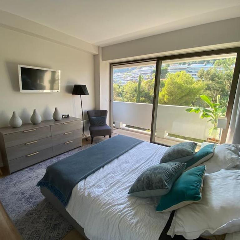 SUPER CANNES FRONT DE MER LUXUEUX VUE UNIQUE - Appartement 2 Chambres - 22
