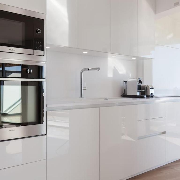 SUPER CANNES FRONT DE MER LUXUEUX VUE UNIQUE - Appartement 2 Chambres - 63