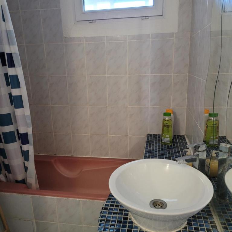 Elégant apparemment 60m2 climatisé - Two-Bedroom Apartment - 6