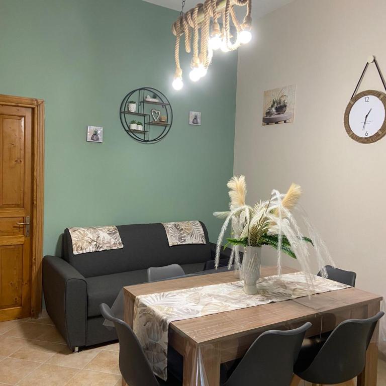 CASA MAGIEM - Two-Bedroom Apartment - 7