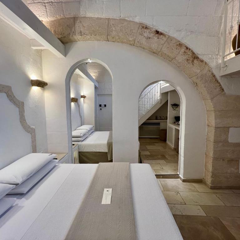 Vittorio Emanuele Charming Suites - Camera Matrimoniale - 7