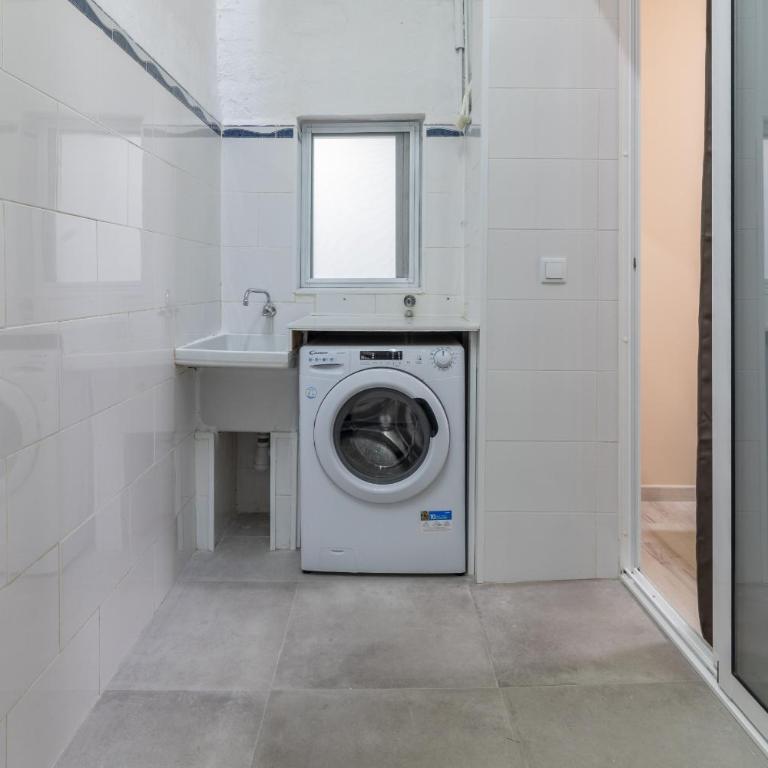Malvarrosa Las Arenas Access - Apartment - Ground Floor - 28
