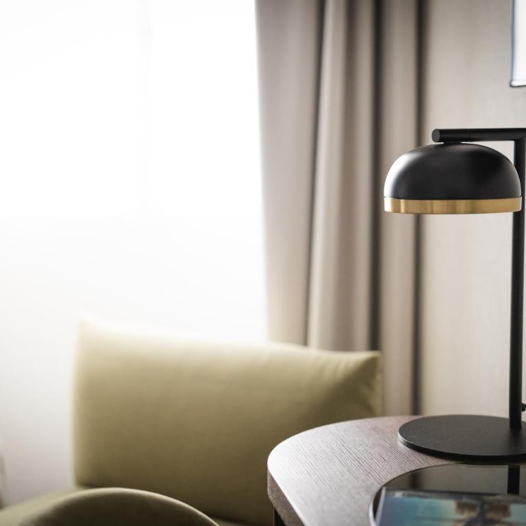 Maison Roma Piazza di Spagna UNA Esperienze - Camera Premium Doppia con Letti Singoli e Letto Supplementare - 6