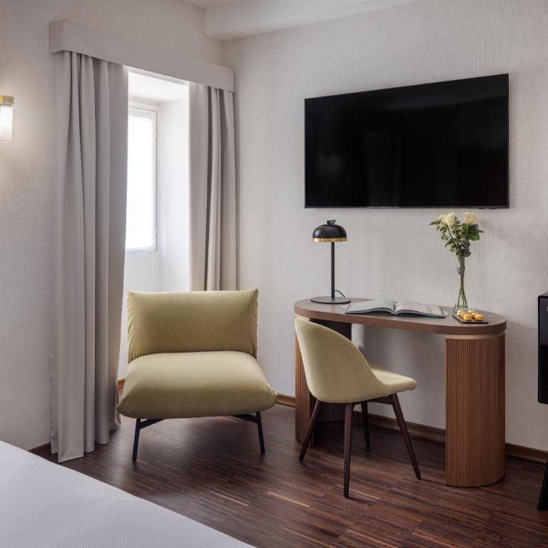 Maison Roma Piazza di Spagna UNA Esperienze - Camera Premium Doppia con Letti Singoli e Letto Supplementare - 4