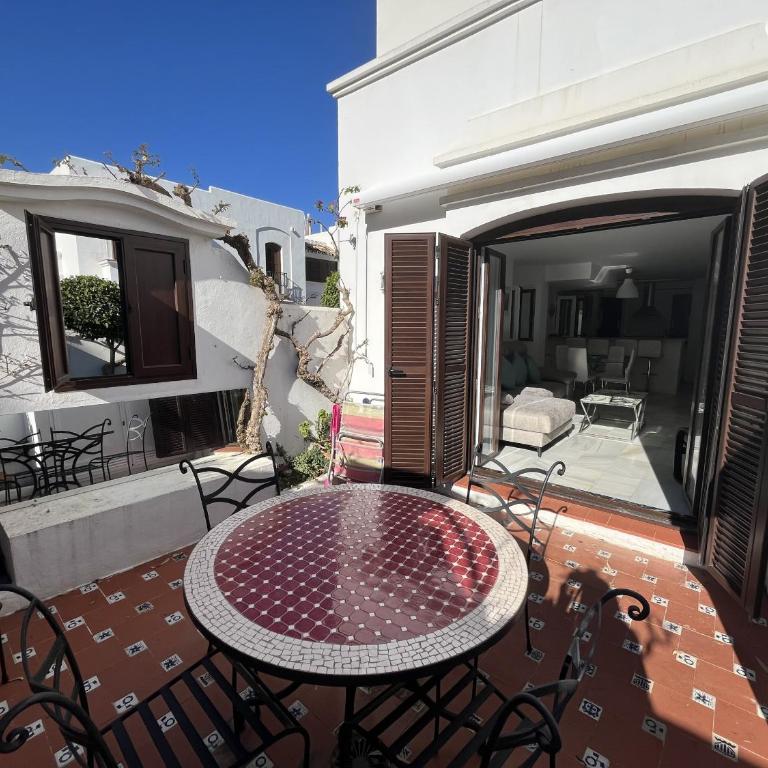 Estepona - Playa - Villa con terraza solárium con vistas al mar Jo41 - Apartamento - 4