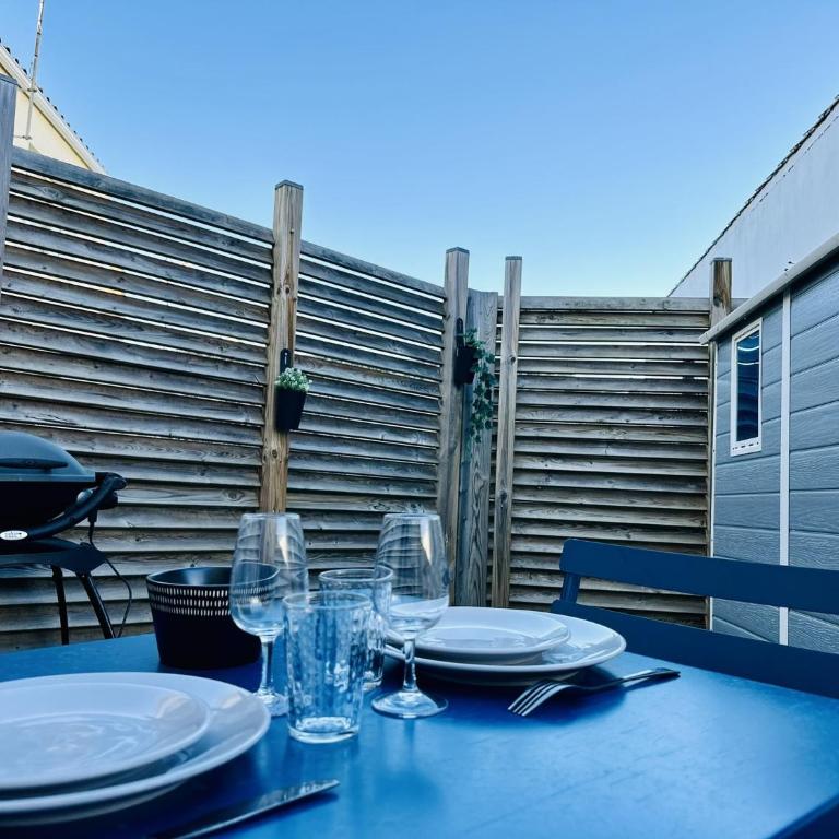 Charmant studio rénové, quartier Saint Michel, proche centre-ville - Les Sables - Studio - 13