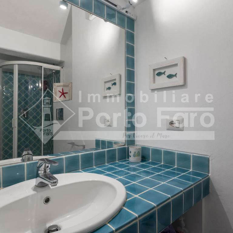 21 Pineta - Bilocale mansardato ristrutturato e vista mare Porto Faro - Appartamento con Vista Mare - 12
