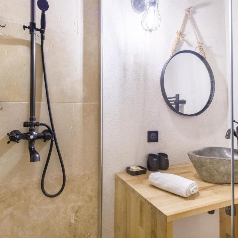 Charmant Appartement - Saint Paul de Vence Village - Appartement - 12