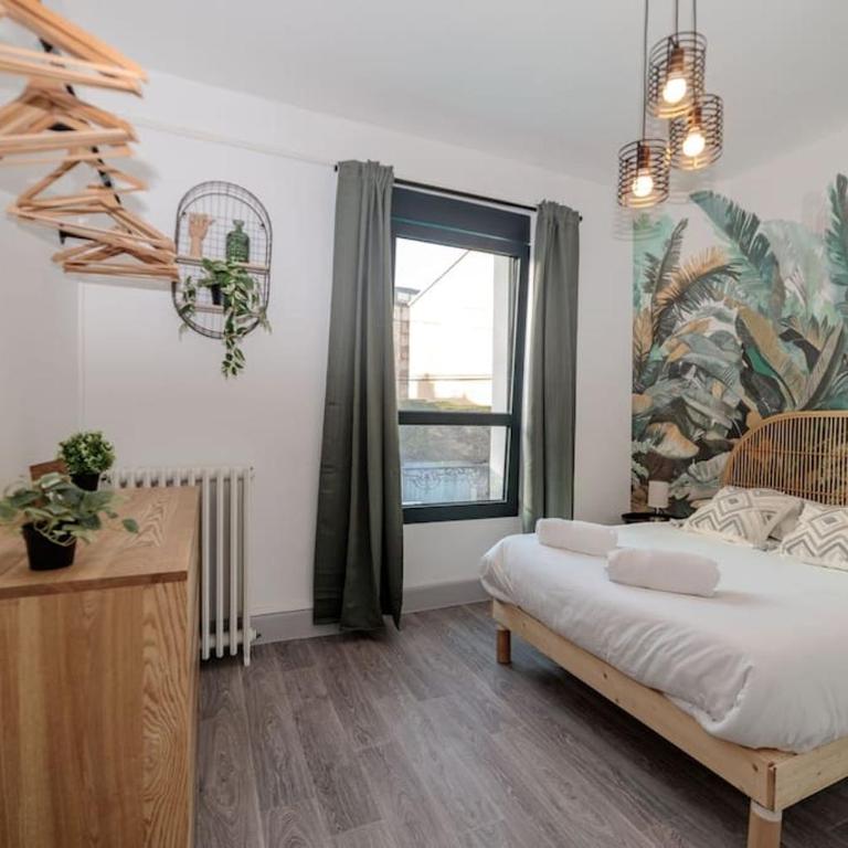 VILLE ET VOLCANS - Grand gite proche centre-ville pour 24 personnes - Maison de Vacances - 19