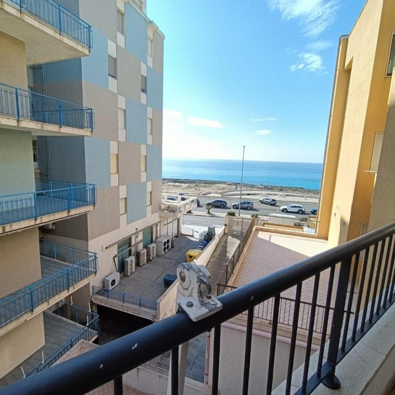Residence Rosa Virginia Fronte Mare by Dedalo Luxury Gallipoli - Appartamento con Vista Mare - 2