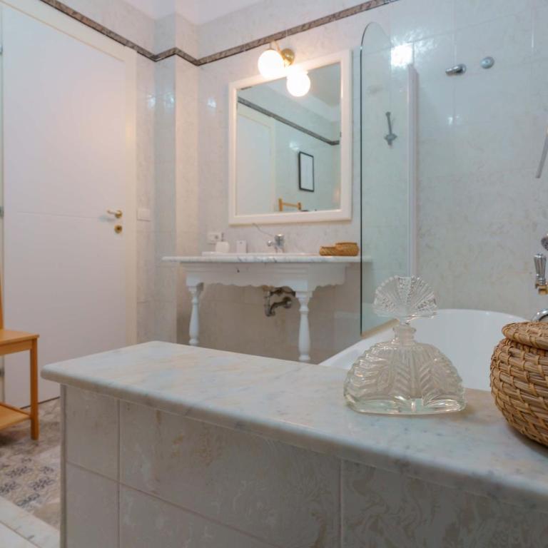 BB 1987 Pula - Camera Matrimoniale con Bagno Privato - 15