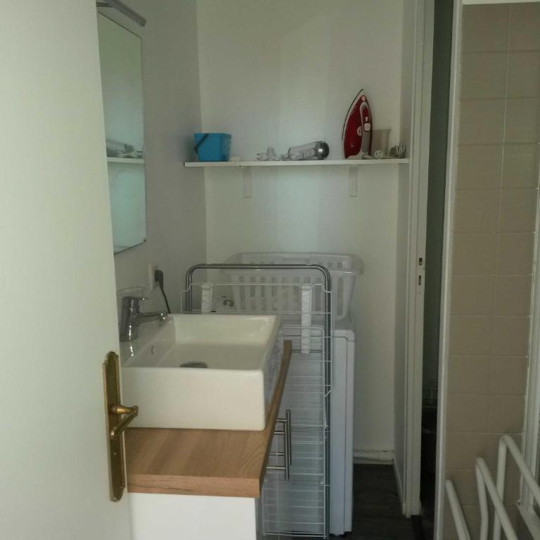 Beautiful and bright 1st Floor Flat with large Terrace - Biarritz City Center - Appartement 1 Chambre - 21