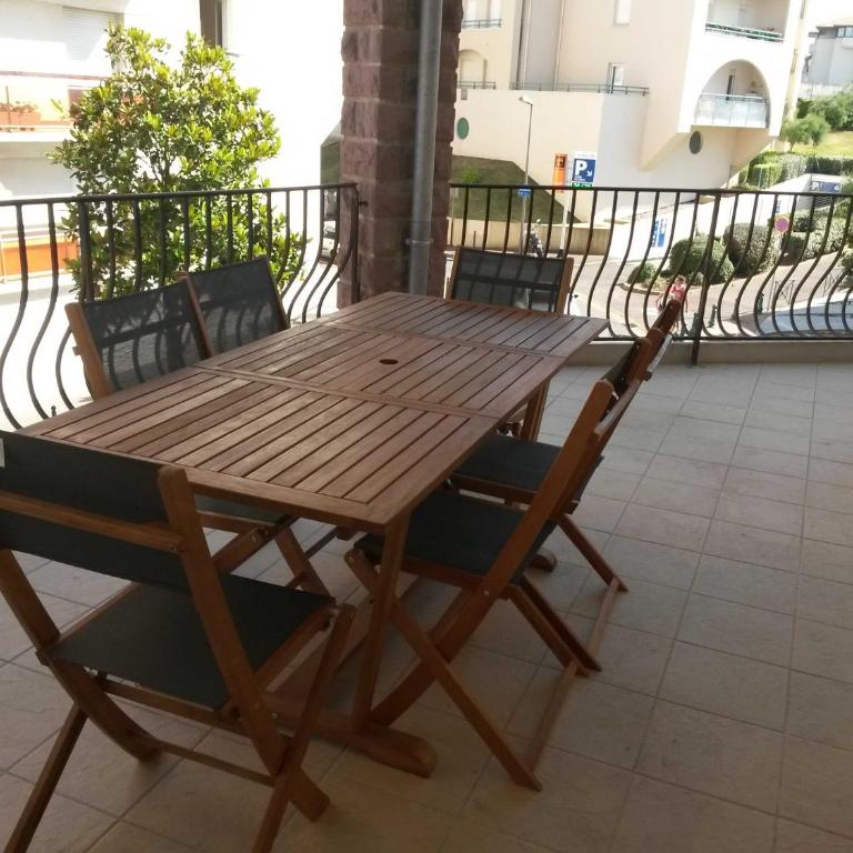 Beautiful and bright 1st Floor Flat with large Terrace - Biarritz City Center - Appartement 1 Chambre - 4