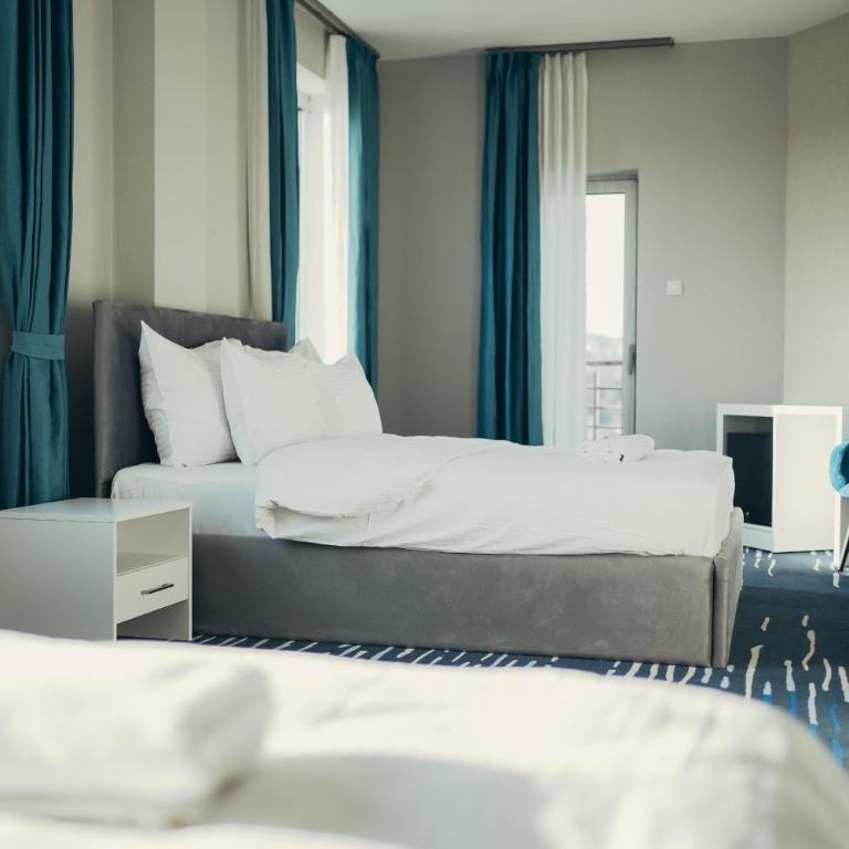 Wellness Spa Hotel Jola - Porodični Junior Apartman - 3