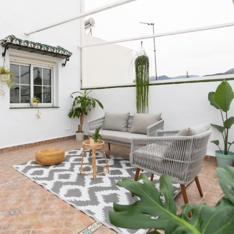 Naim Guest House Nerja - Apartamento con vistas al mar - 10