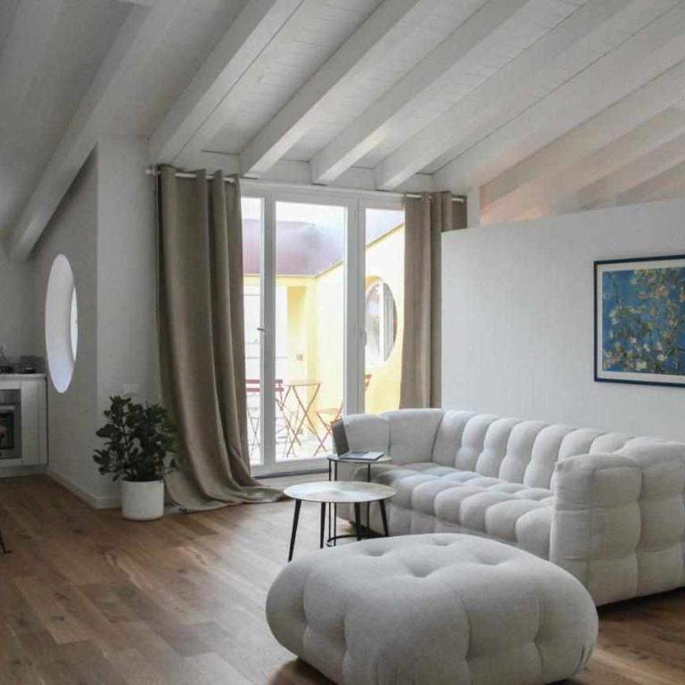 Waterfront balcony I Grani 4 Resort Style Suite - Appartamento con 1 Camera da Letto - 1