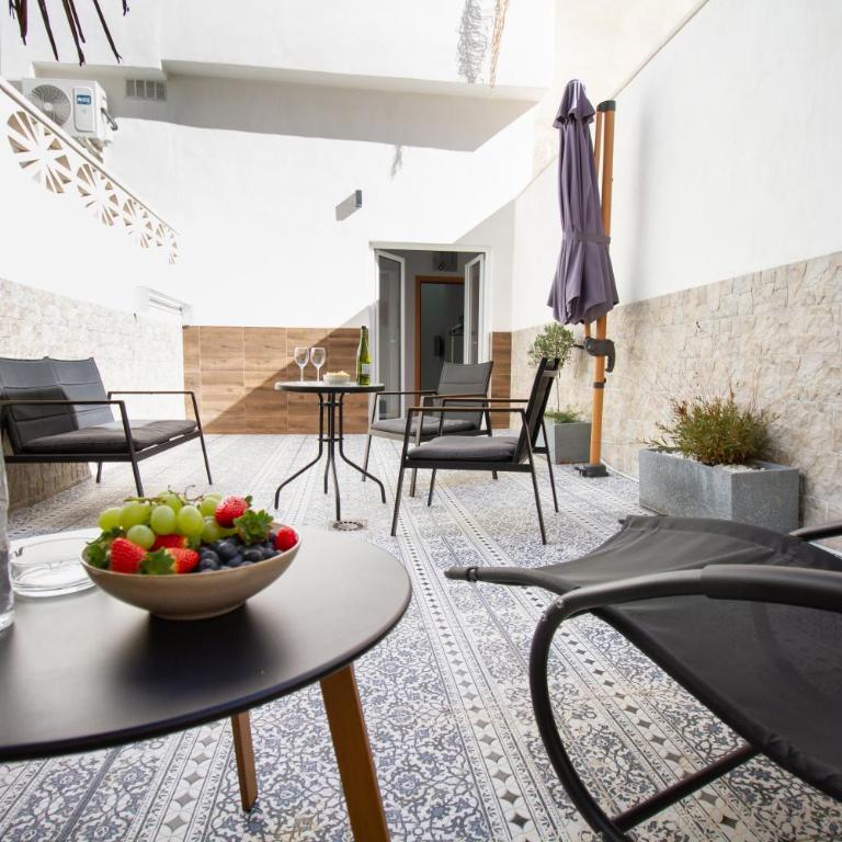 Art Apartments Alicante - Suite with Terrace - 10
