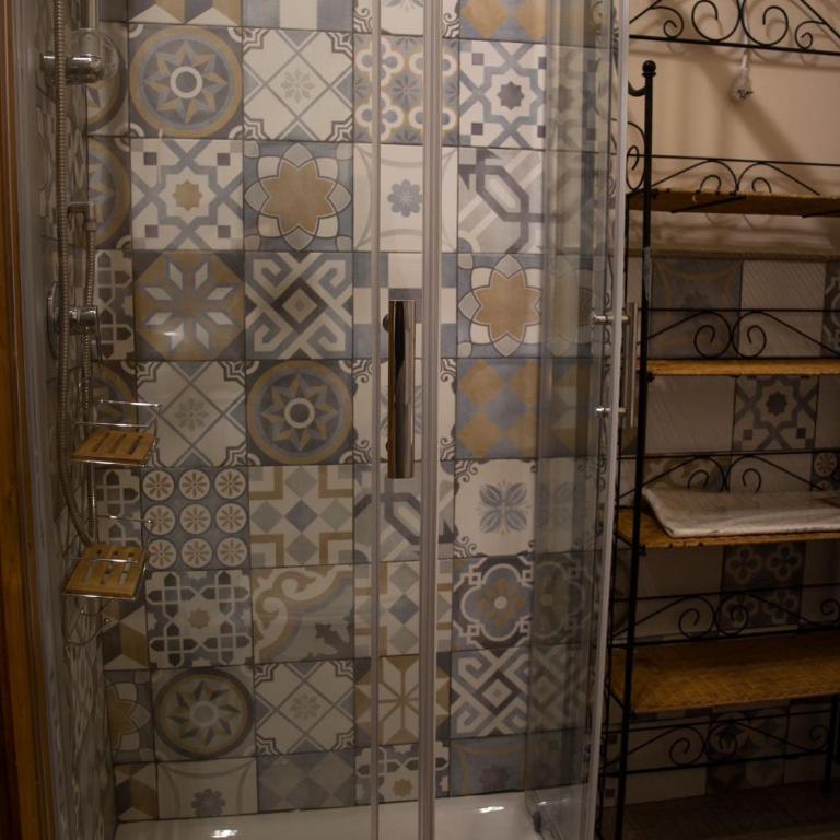 CASA MAGIEM - Two-Bedroom Apartment - 4