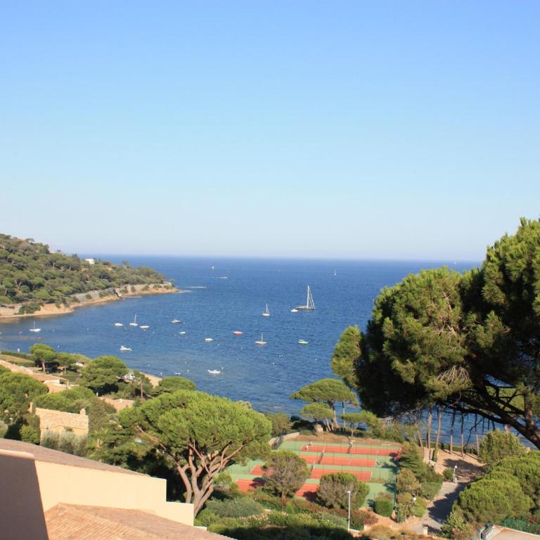 Triplex 4 pièces, vue mer, piscine, parking, animaux admis à Sainte-Maxime - FR-1-780-44 - Apartamento - 1
