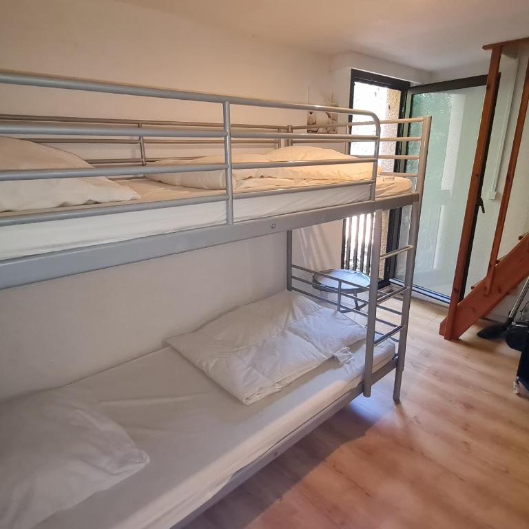 Triplex 4 pièces, vue mer, piscine, parking, animaux admis à Sainte-Maxime - FR-1-780-44 - Apartamento - 5