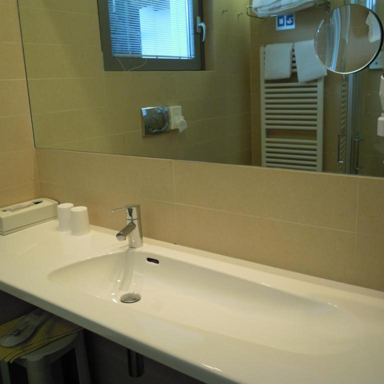 Beach Hotel Du Lac Malcesine - Junior Suite con Terrazza e Vista Lago - 10