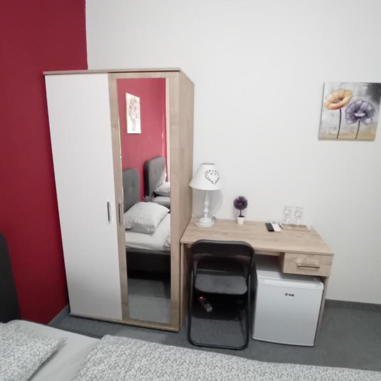 Pansion San - Twin Room - 3