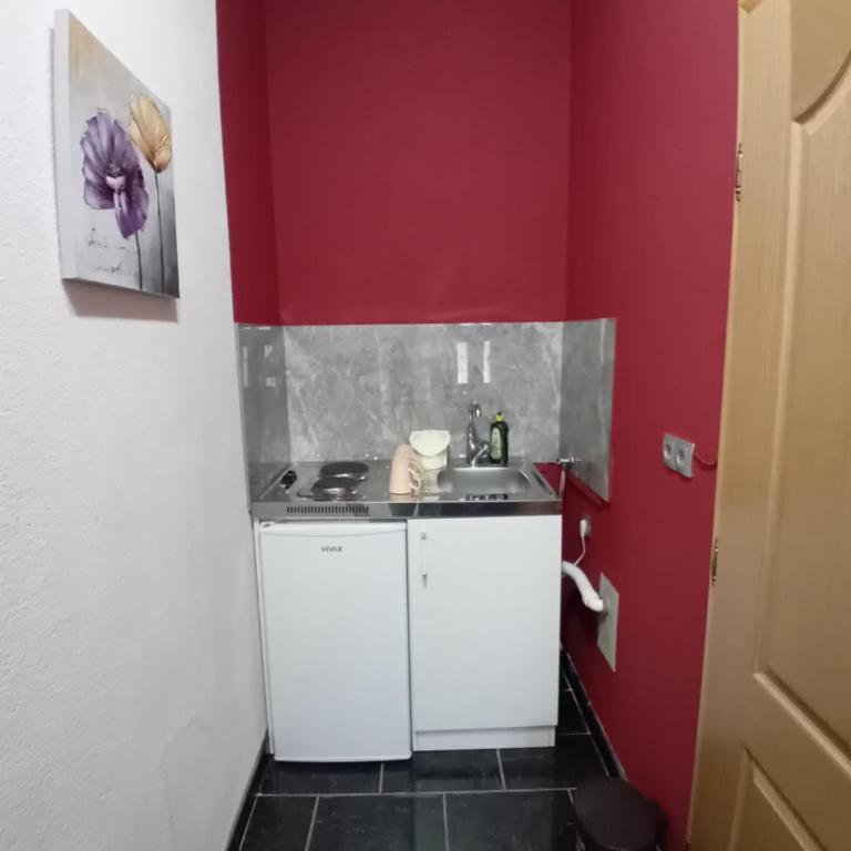 Pansion San - Quadruple Room with Private Bathroom - 3