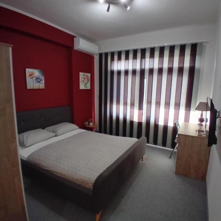 Pansion San - Standard Double Room with Shared Bathroom - 1