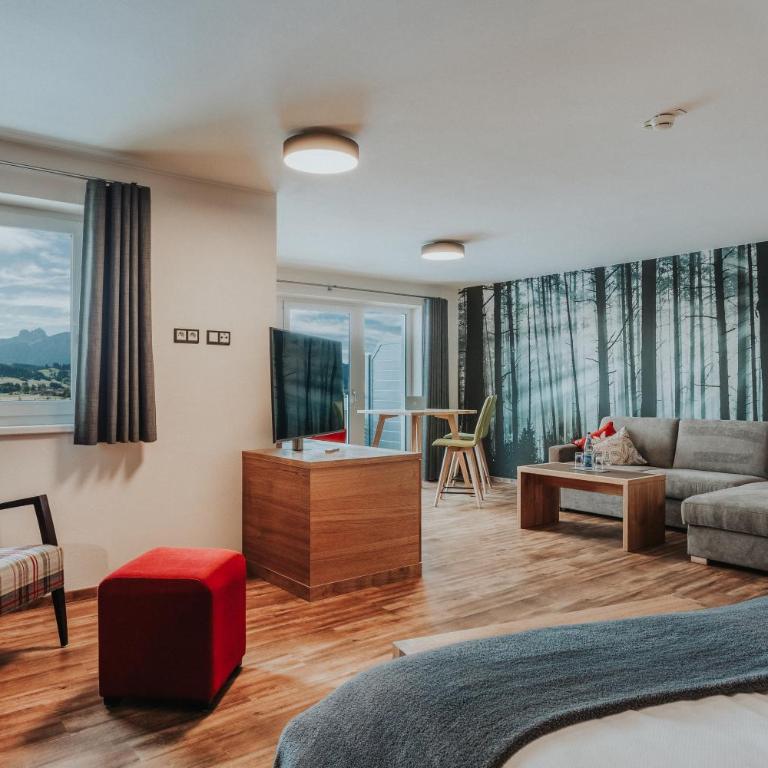 PANORAMA Allgäu Spa Resort - Junior Suite mit Balkon - 1