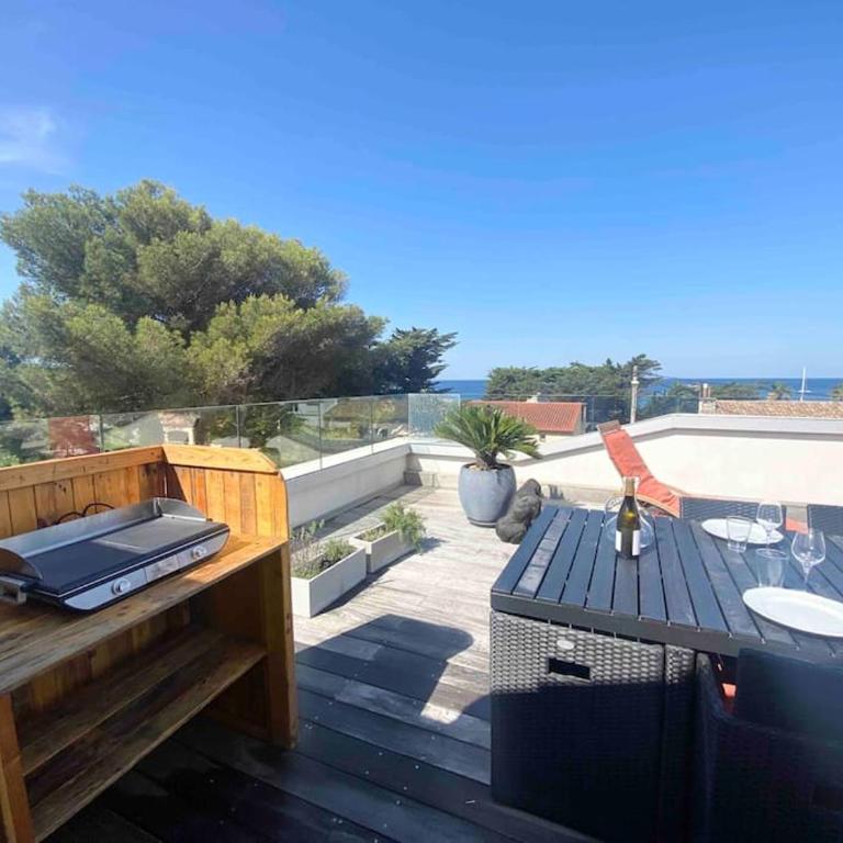 Magnifique Roof-top vue mer à 180° sur Sanary - Two-Bedroom Apartment - 20