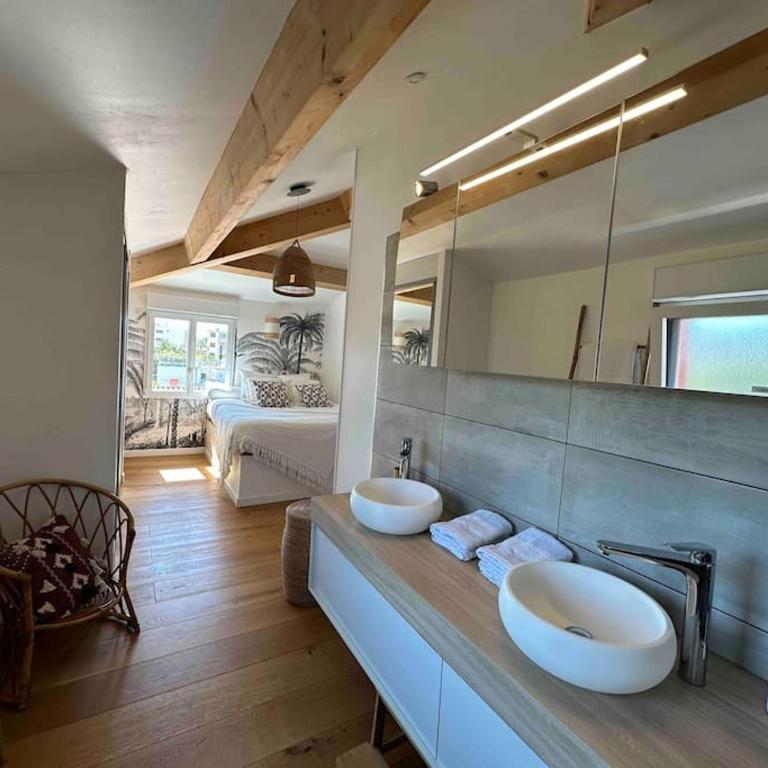 Magnifique Roof-top vue mer à 180° sur Sanary - Two-Bedroom Apartment - 12