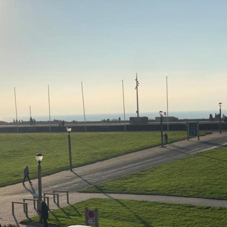 Appartement entièrement rénové avec vue sur océan - Appartement - Vue sur Mer - 23