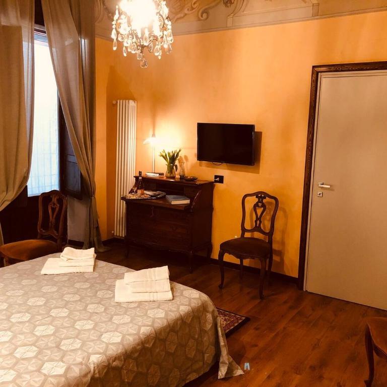 Un avventura al centro della storia di Torino - Large Double Room - 4